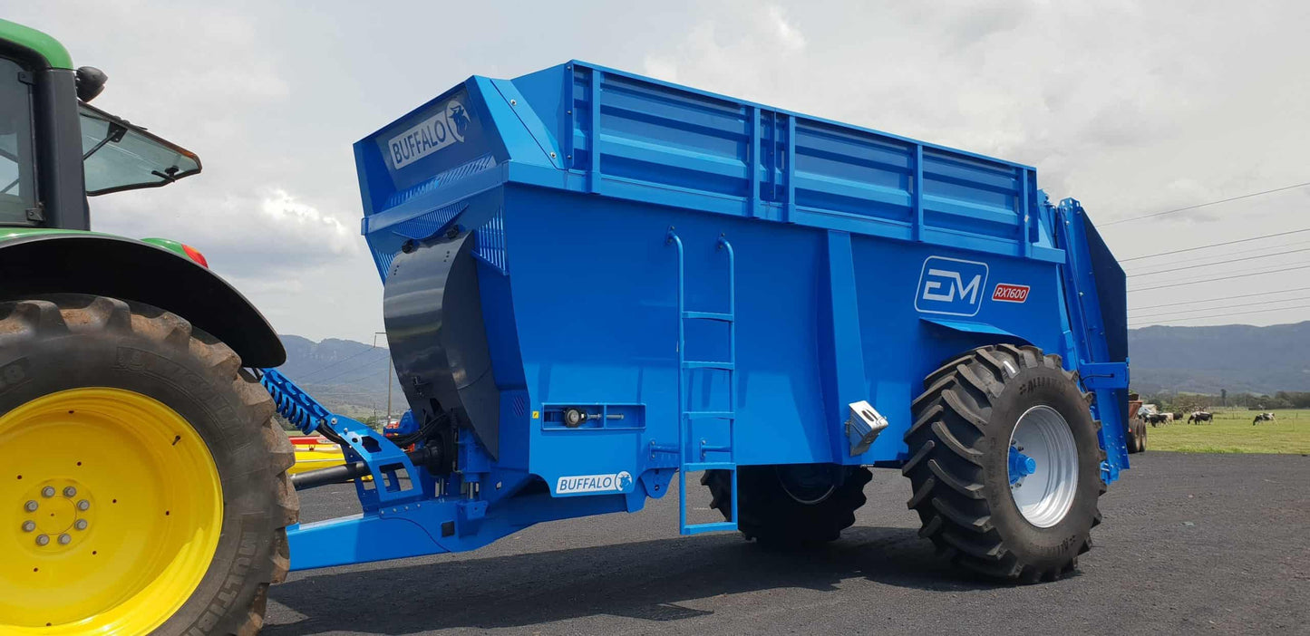 Buffalo RX Manure Spreader. Heavy Duty 12-18m3