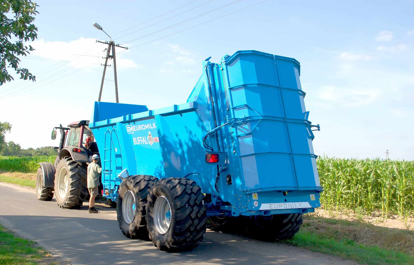 Buffalo RX Manure Spreader. Larger Capacity 18-24m3