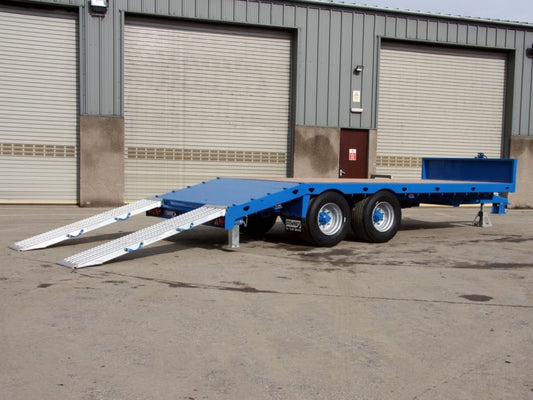 Low Loader Trailer. Heavy Duty Equipment Hauling Trailers 8-22t