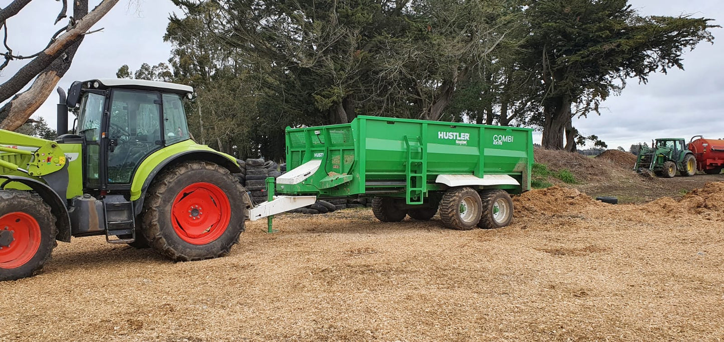 Combi RX Multi-Feeder. Elevate Your Livestock Management Today