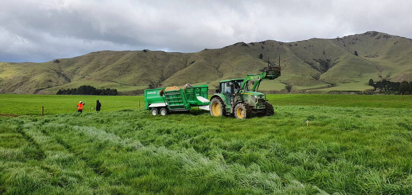 Combi RX Multi-Feeder. Elevate Your Livestock Management Today