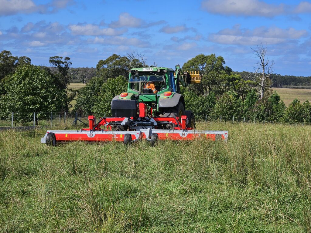 4.5M Weed Wiper: A SINGLE PASS Game-Changer in Weed Control